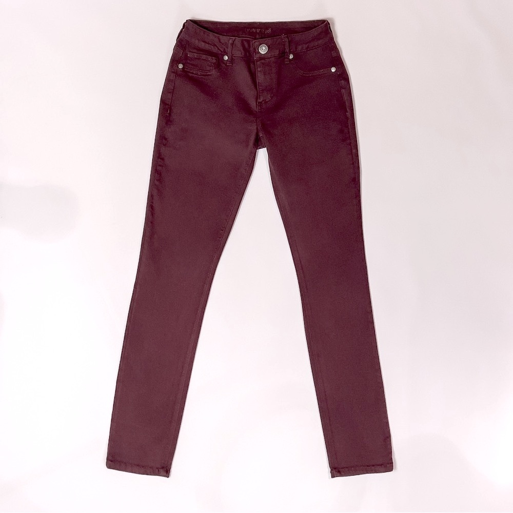 Burgundy Women’s Mid Rise Skinny Jeans Maurices Size S